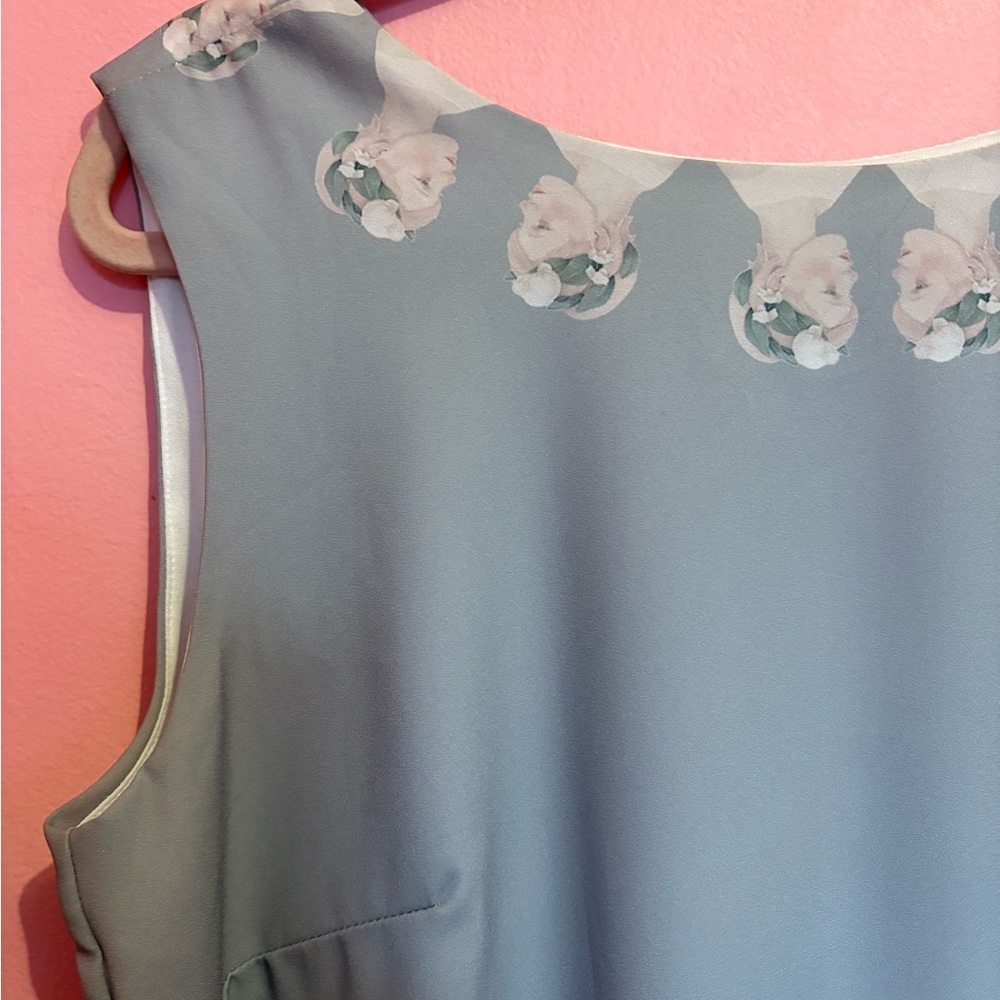 Grey Sleeveless Dress with unique pattern